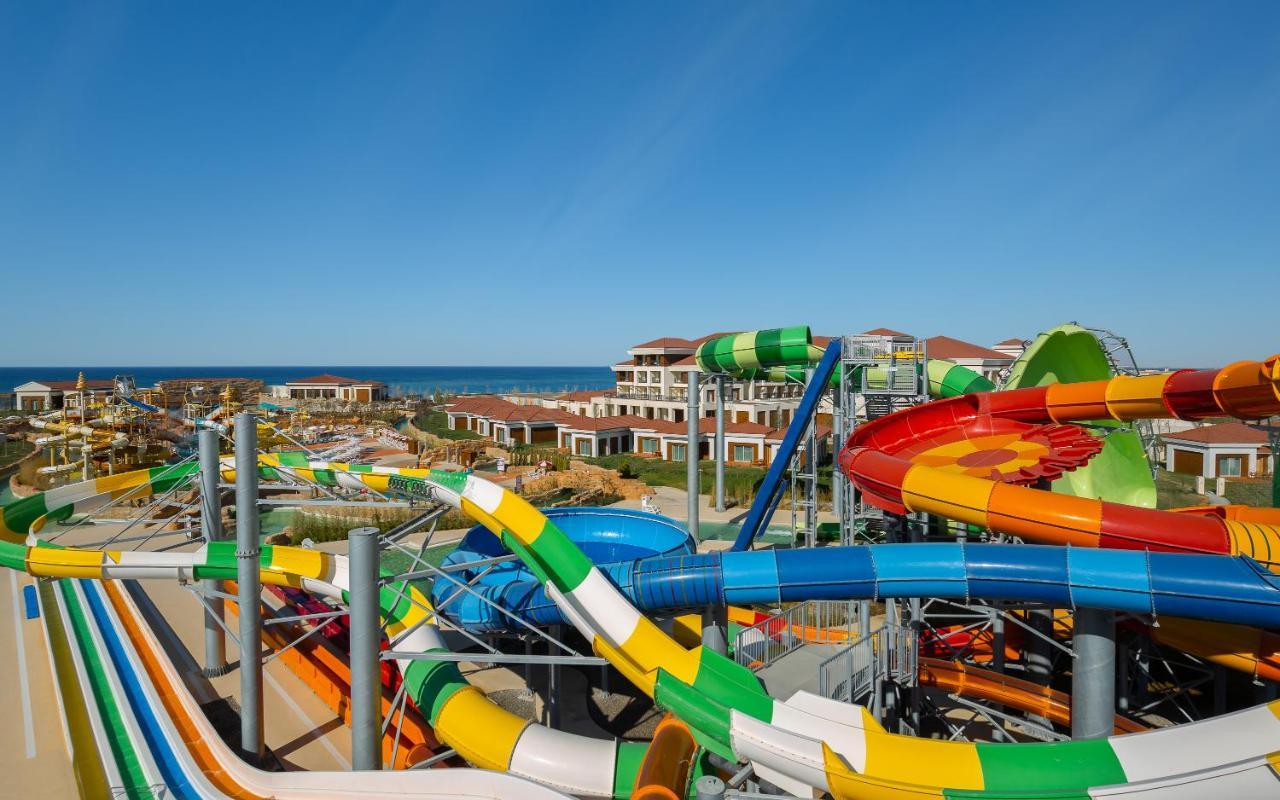 Hotel Rixos Water World Aktau Aqtau Exterior foto